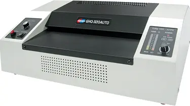 016993